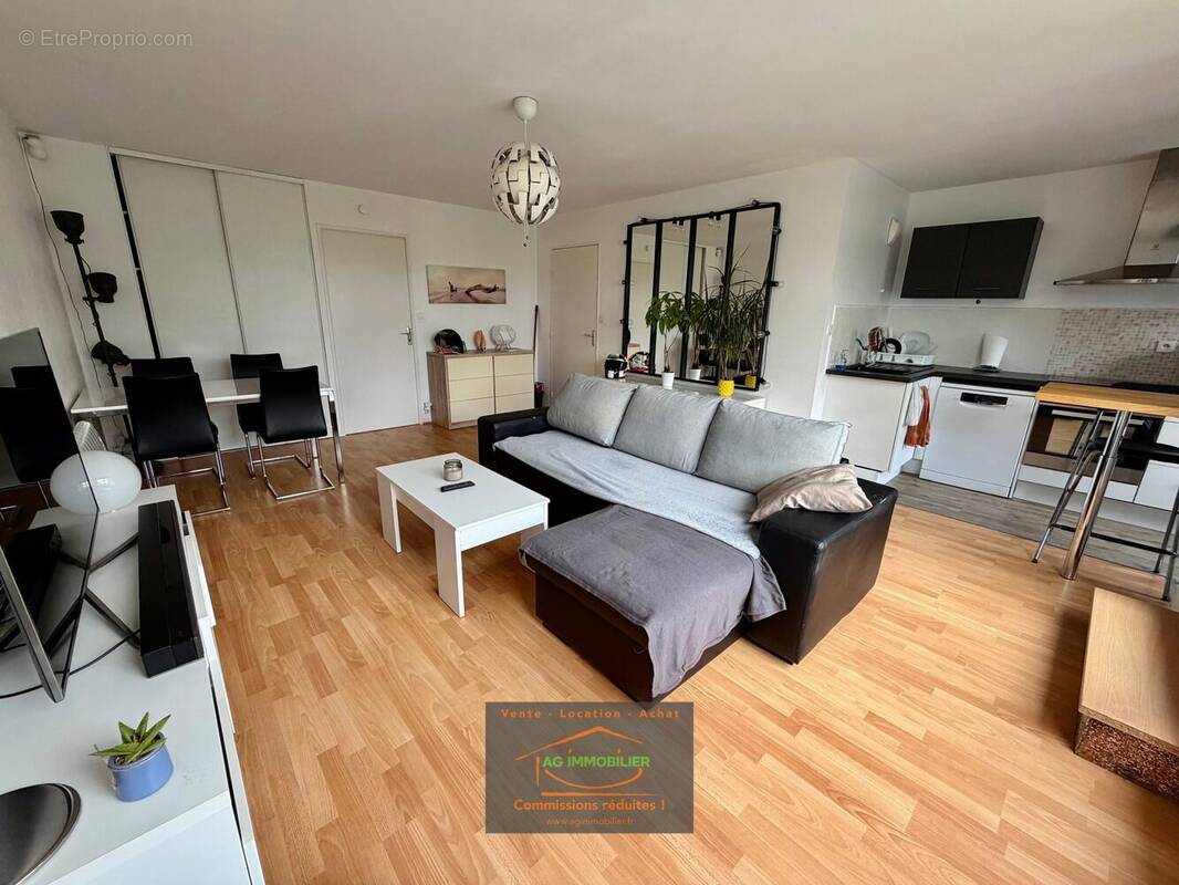 Appartement à LE RHEU