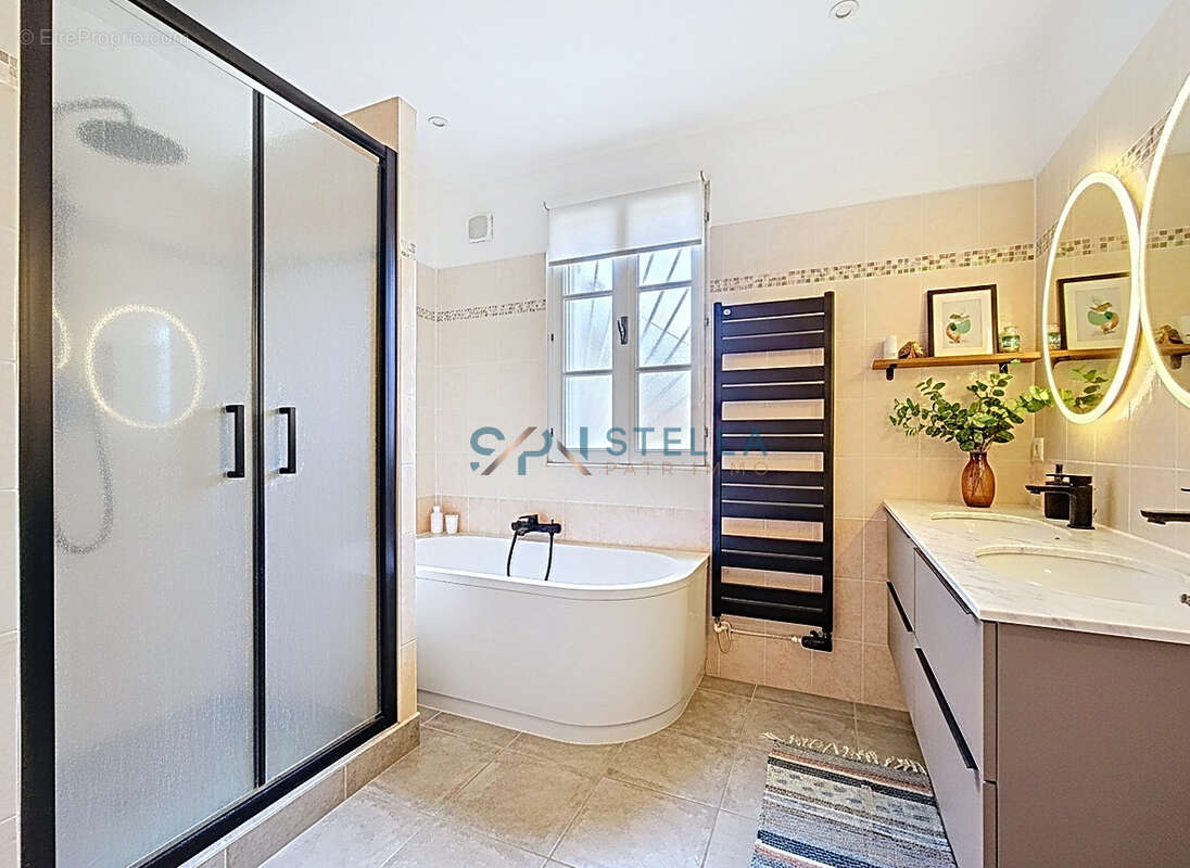 Maison à SARROLA-CARCOPINO