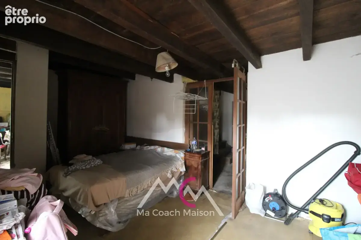 SAINTE-ANNE-SUR-BRIVET, Maison en pierre à rénover - photo 4