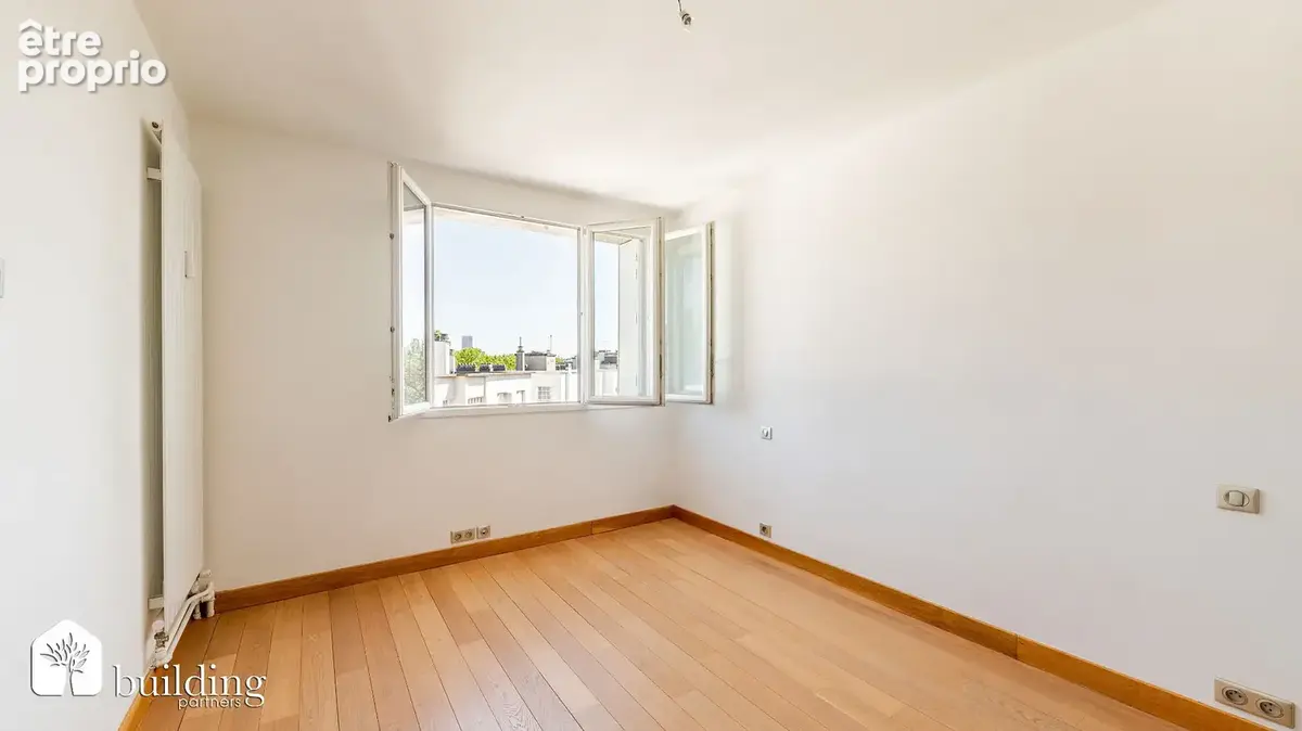 A vendre - Neuilly-sur-Seine Proche Saussaye - Appartement 6 pièces avec balcon de 97.10m² - photo 10