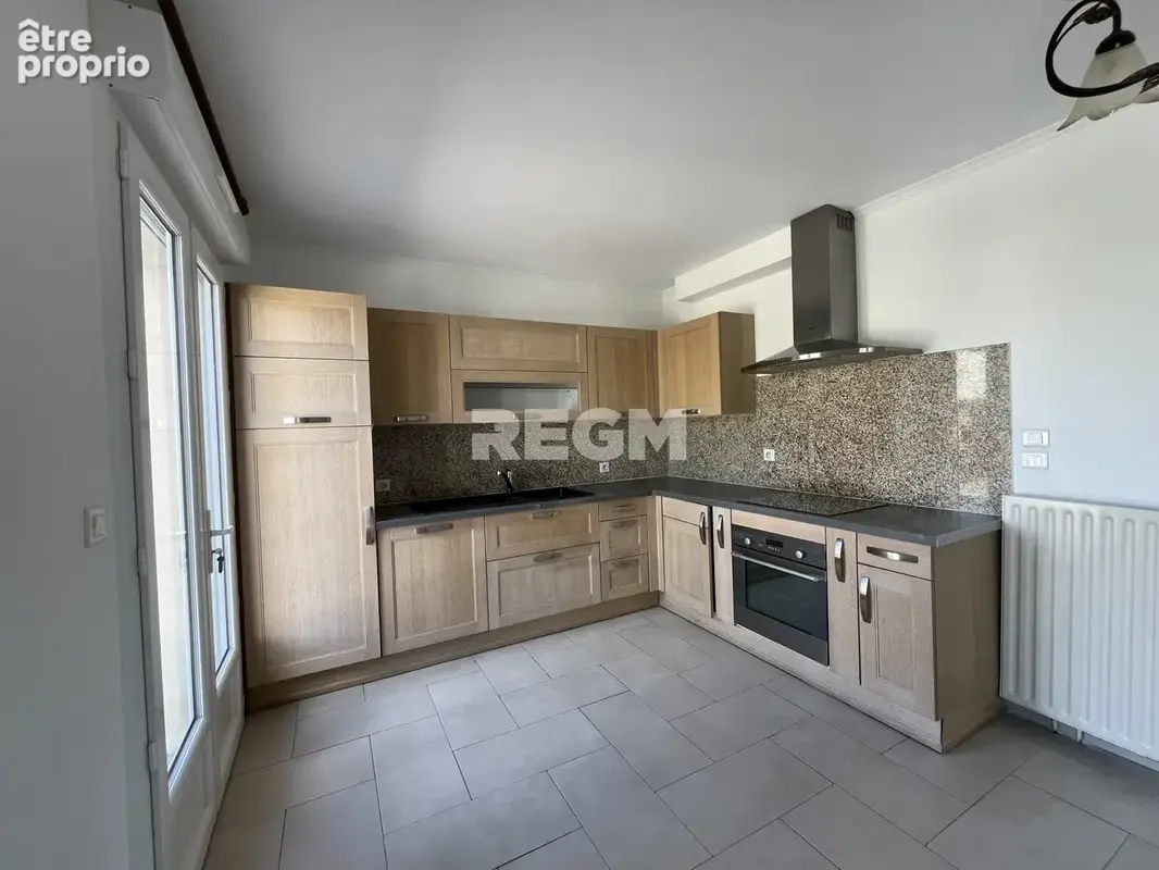 Maison 5 chambres sur sous-sol total pour une surface utile de 221 m2 - photo 27