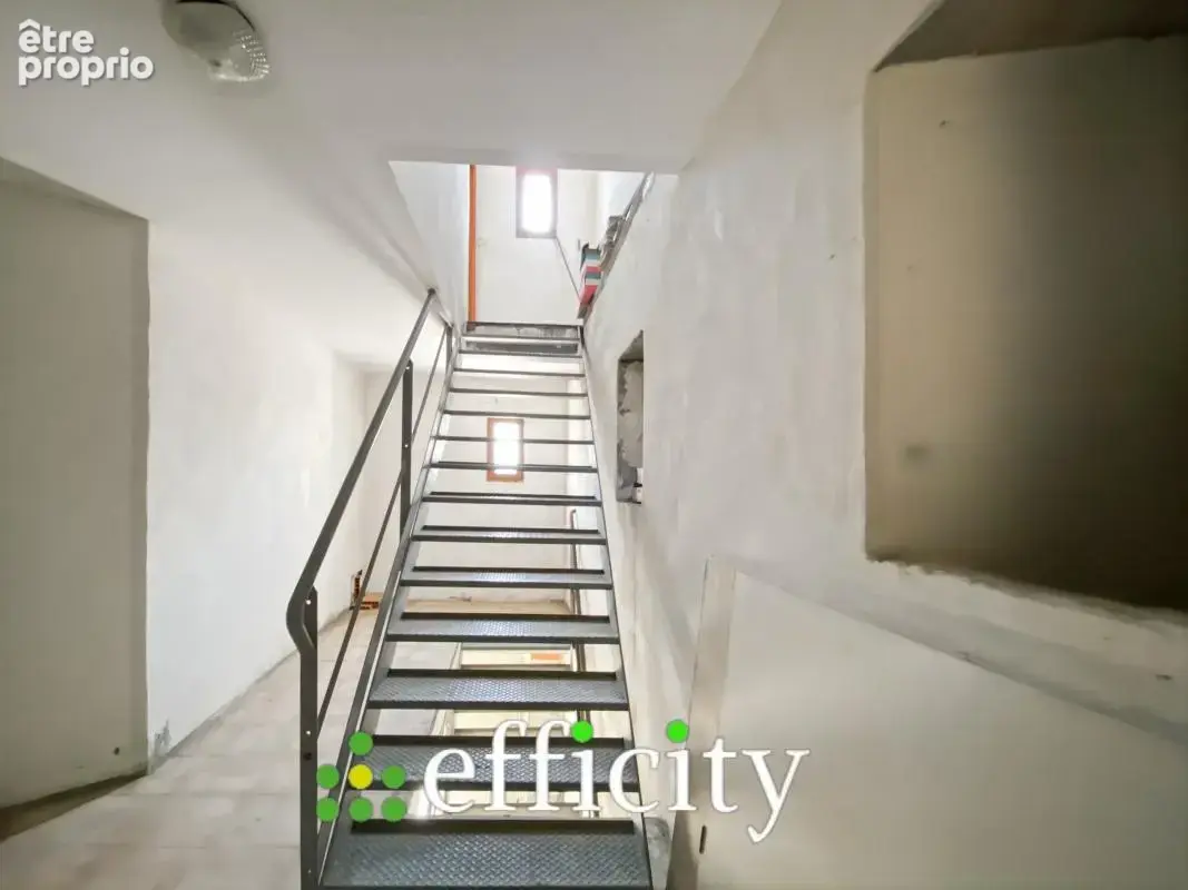 Appartement 15 pièces 409 m² à vendre à Ales (30100) - photo 11