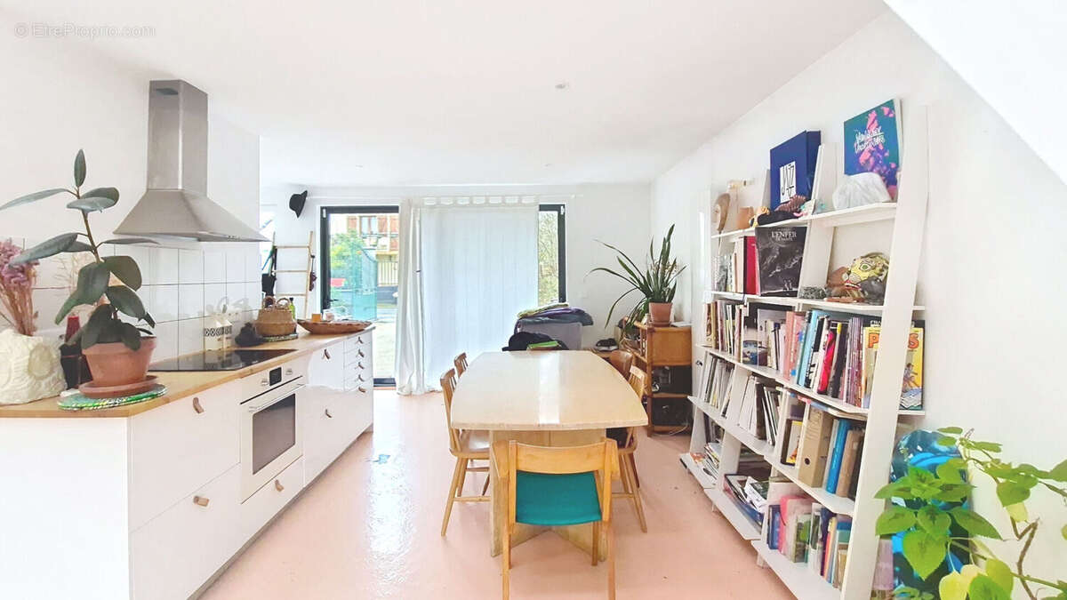 Maison esprit loft jardin avec de sublimes oliviers - photo 4