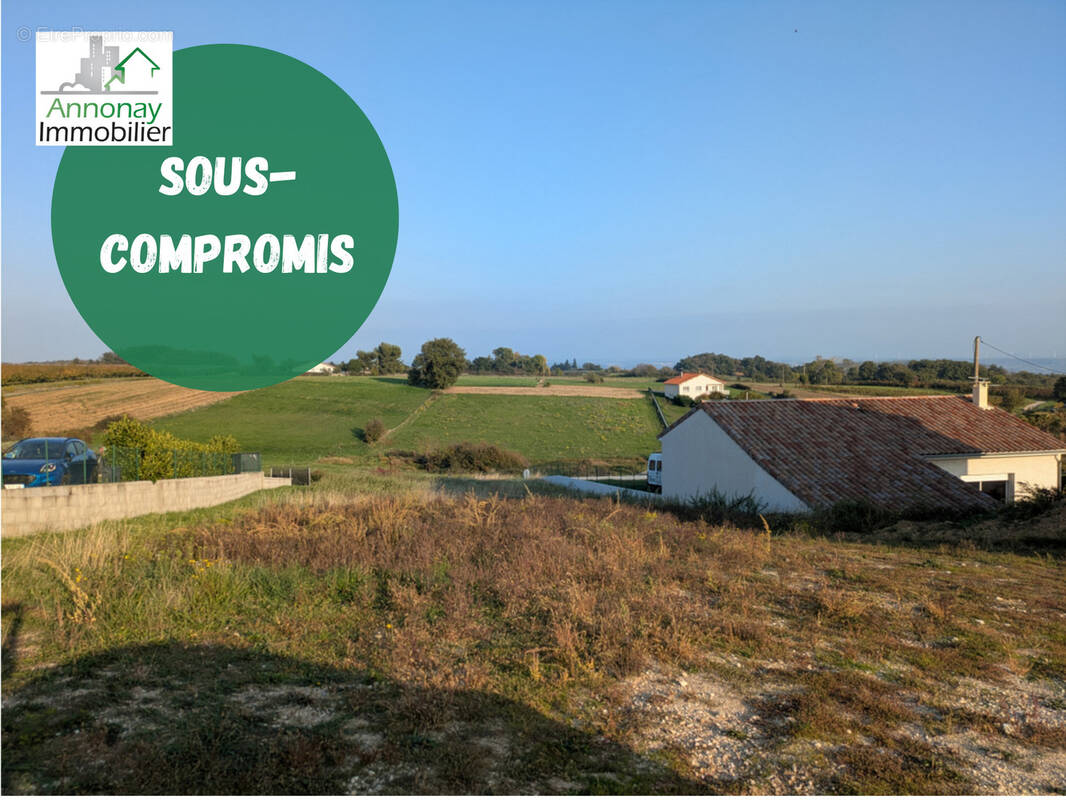 Terrain à COLOMBIER-LE-CARDINAL