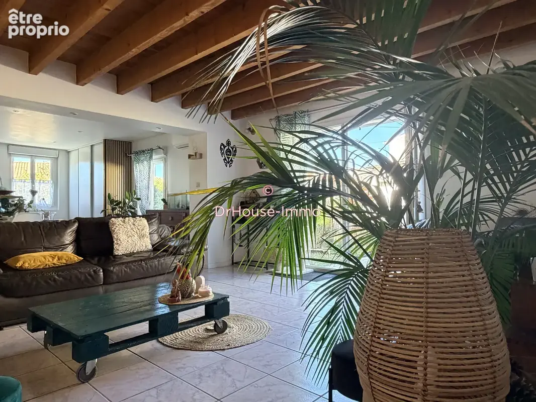 Maison 4 pièces 99 m² à vendre à Saint-Loubes (33450) - photo 6