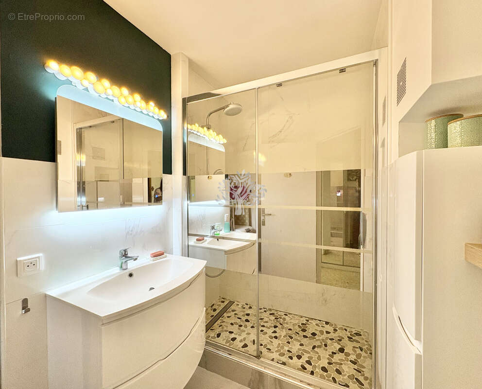 Appartement à SANARY-SUR-MER