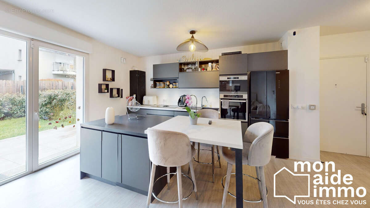 Appartement à VILLENAVE-D'ORNON