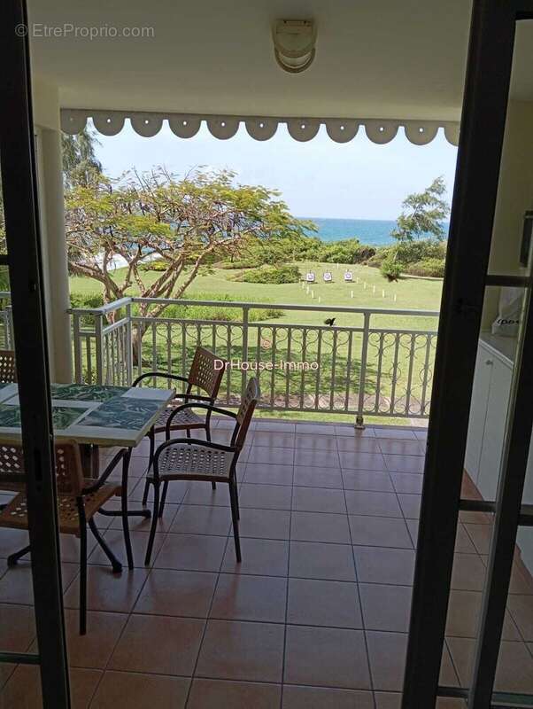 Appartement 50 m² à Sainte-Anne  - photo 35