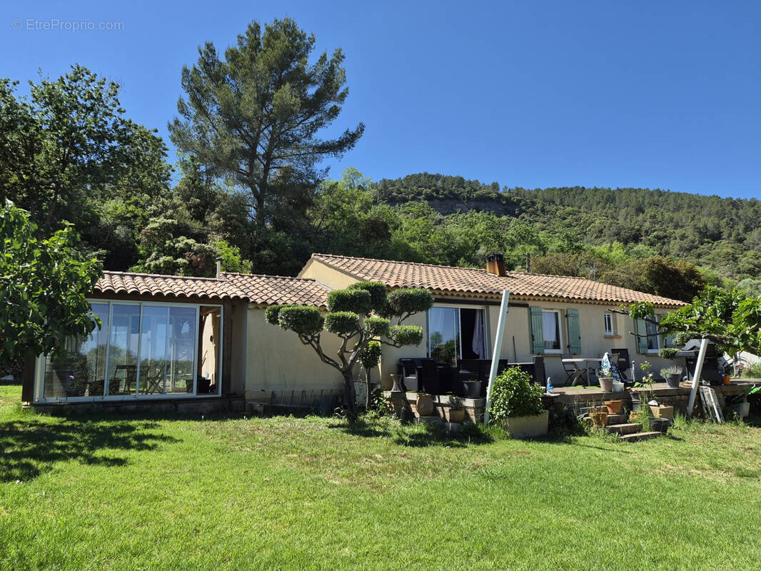 Maison à GONFARON