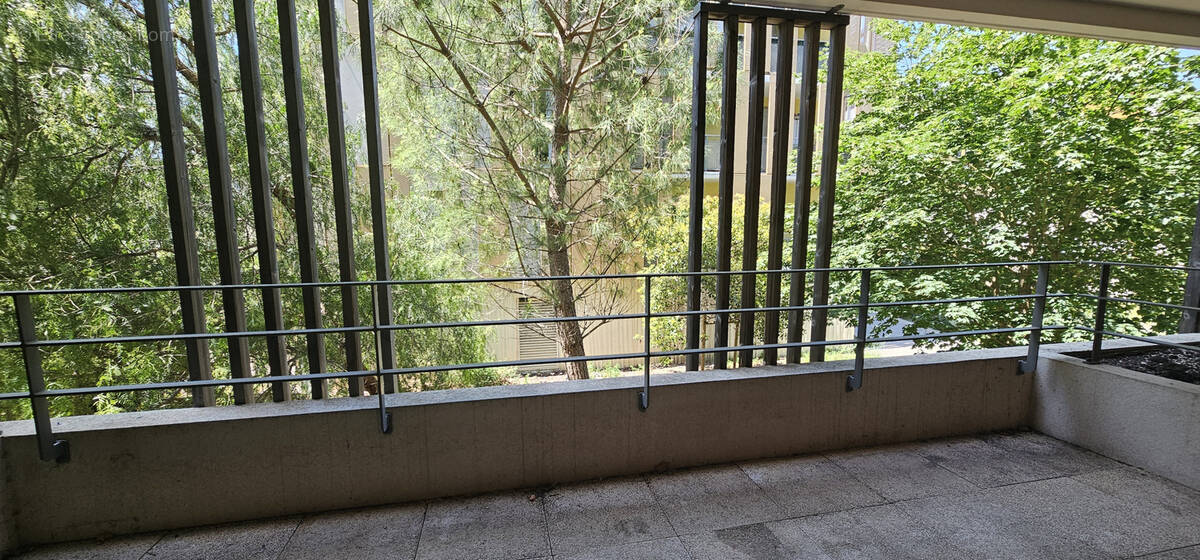 Appartement à JUVIGNAC