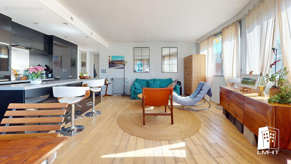 Appartement à PARIS-15E