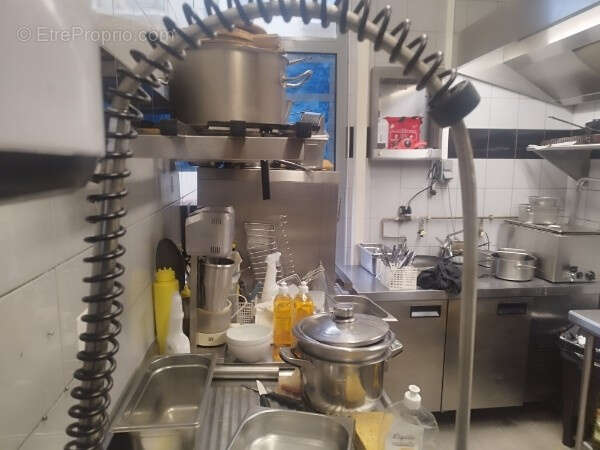 Commerce à MAISONS-LAFFITTE