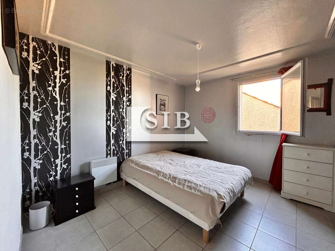 Maison à LA VILLE-DU-BOIS