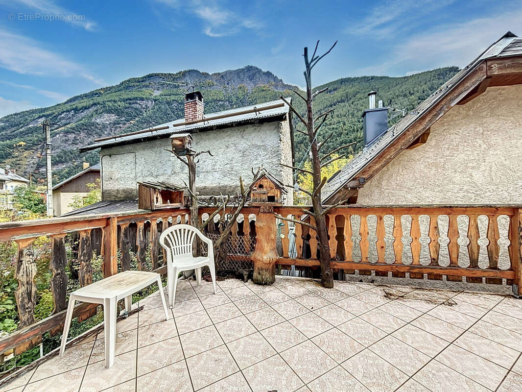 Maison à LA CONDAMINE-CHATELARD