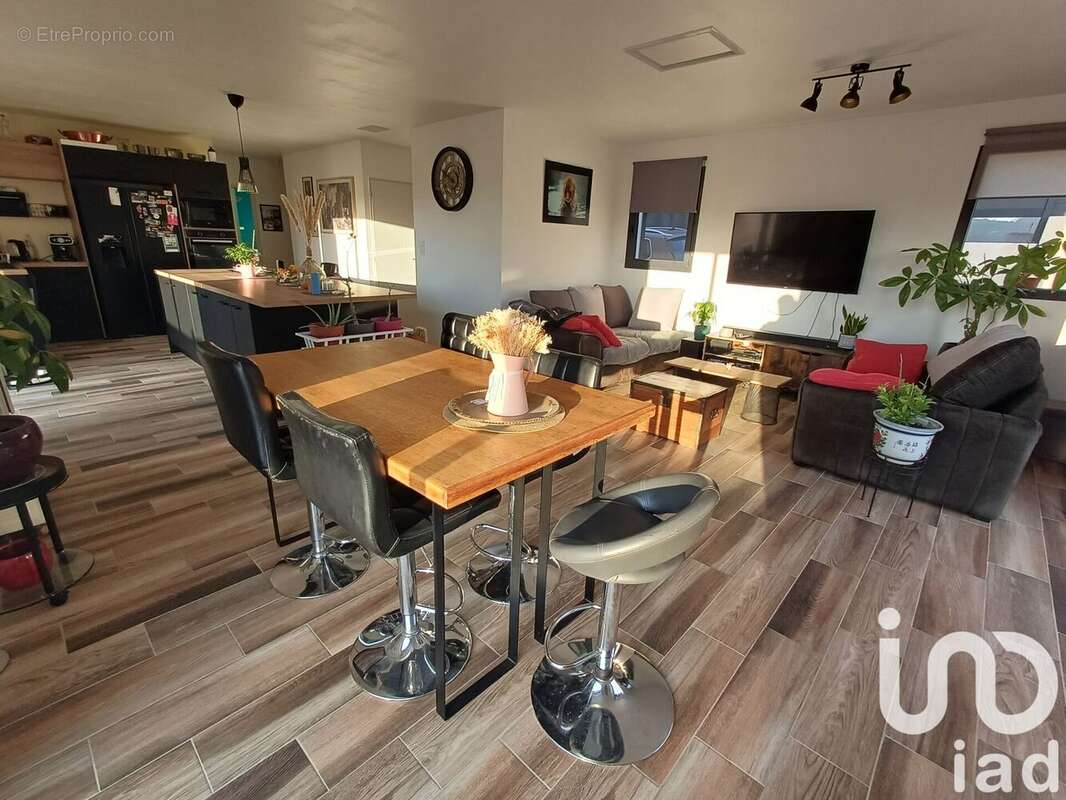 Photo 3 - Maison à LE CASTELLET