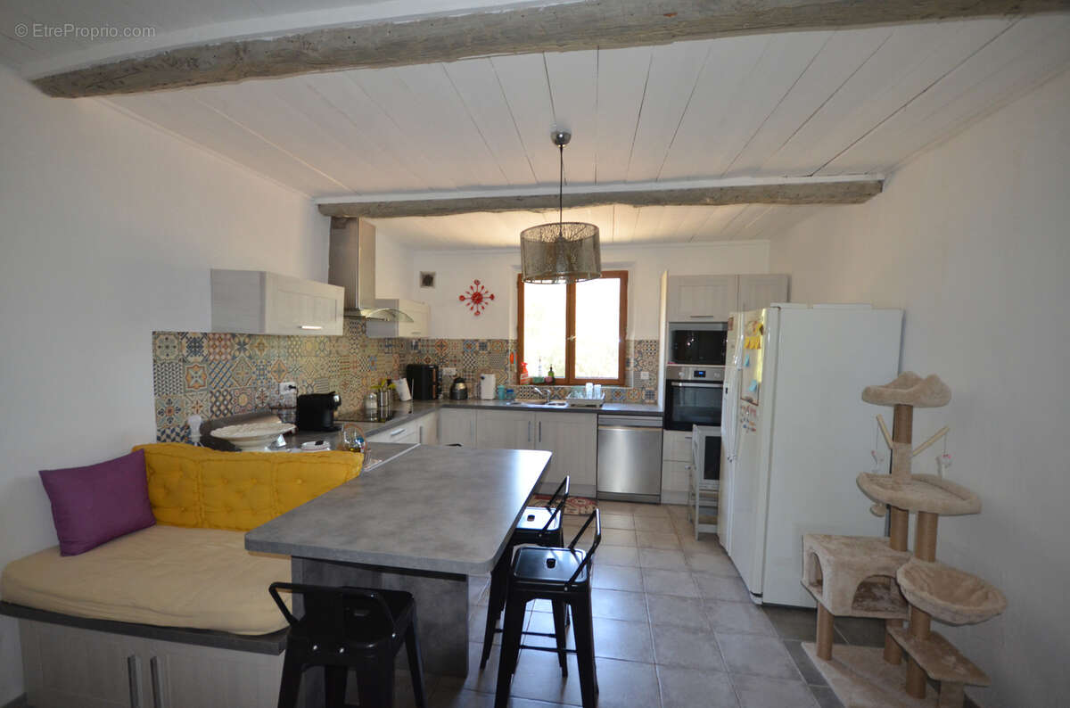 Maison à AUPS