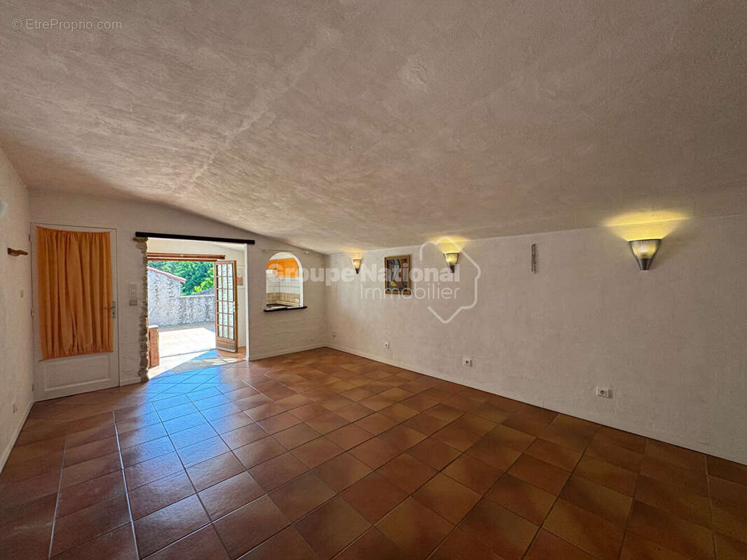 Maison à CAVILLARGUES