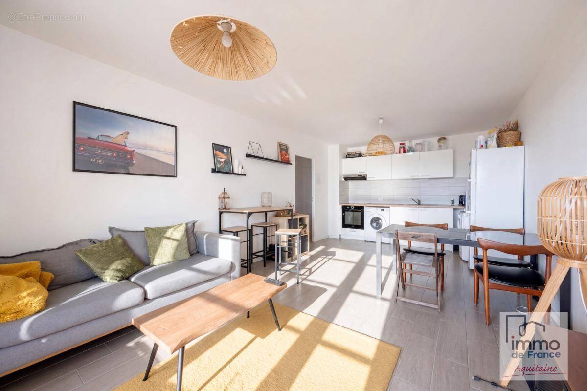 Appartement à BORDEAUX