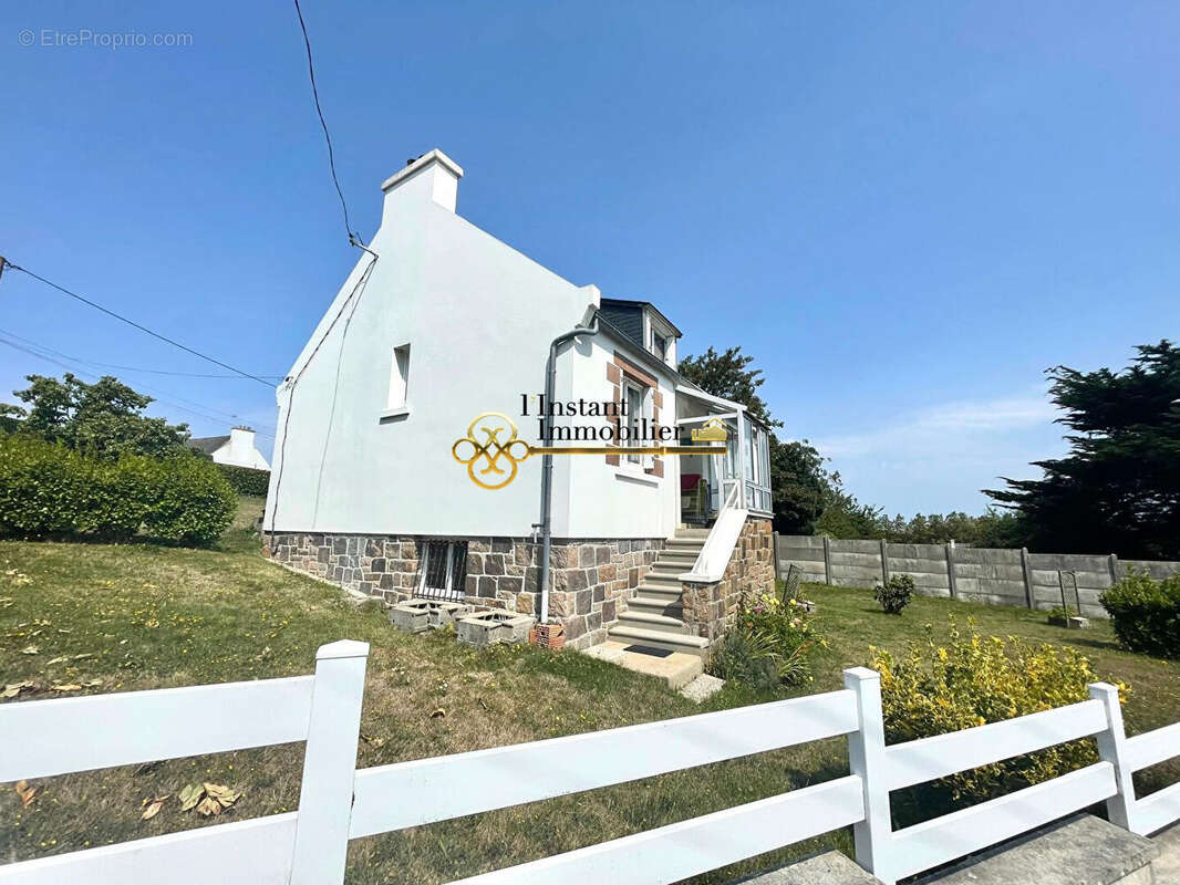 Maison à PLOUGASNOU