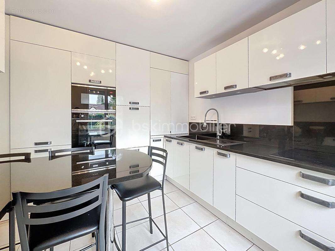 Maison à SAINT-GERMAIN-LES-CORBEIL