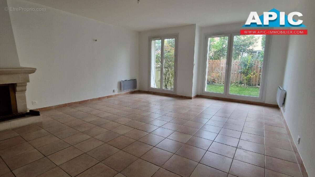 Maison à DEUIL-LA-BARRE