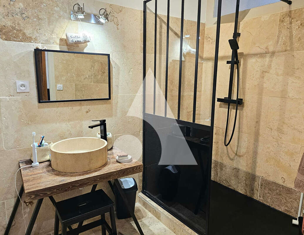 Maison à JONQUIERES