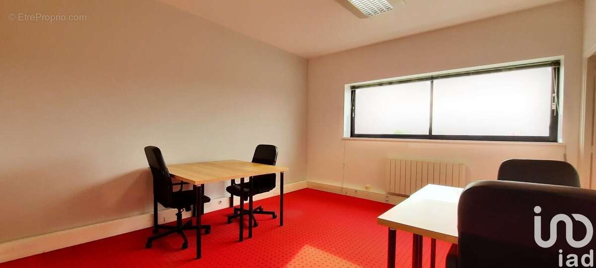 Photo 2 - Commerce à TREGUEUX