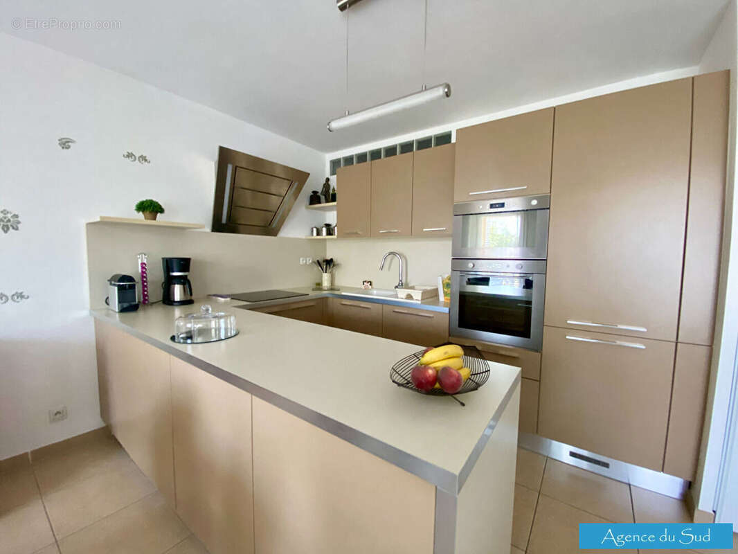 Appartement à MARSEILLE-14E