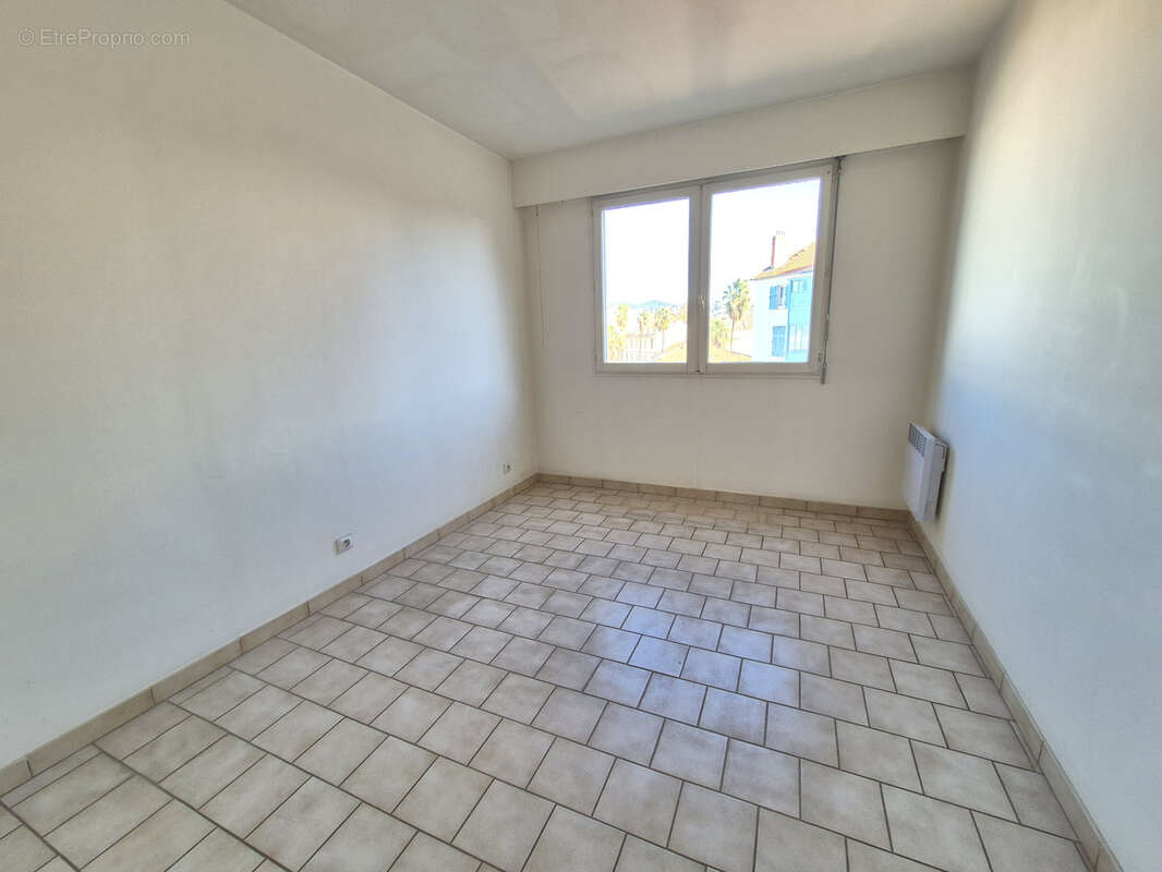 Appartement à HYERES