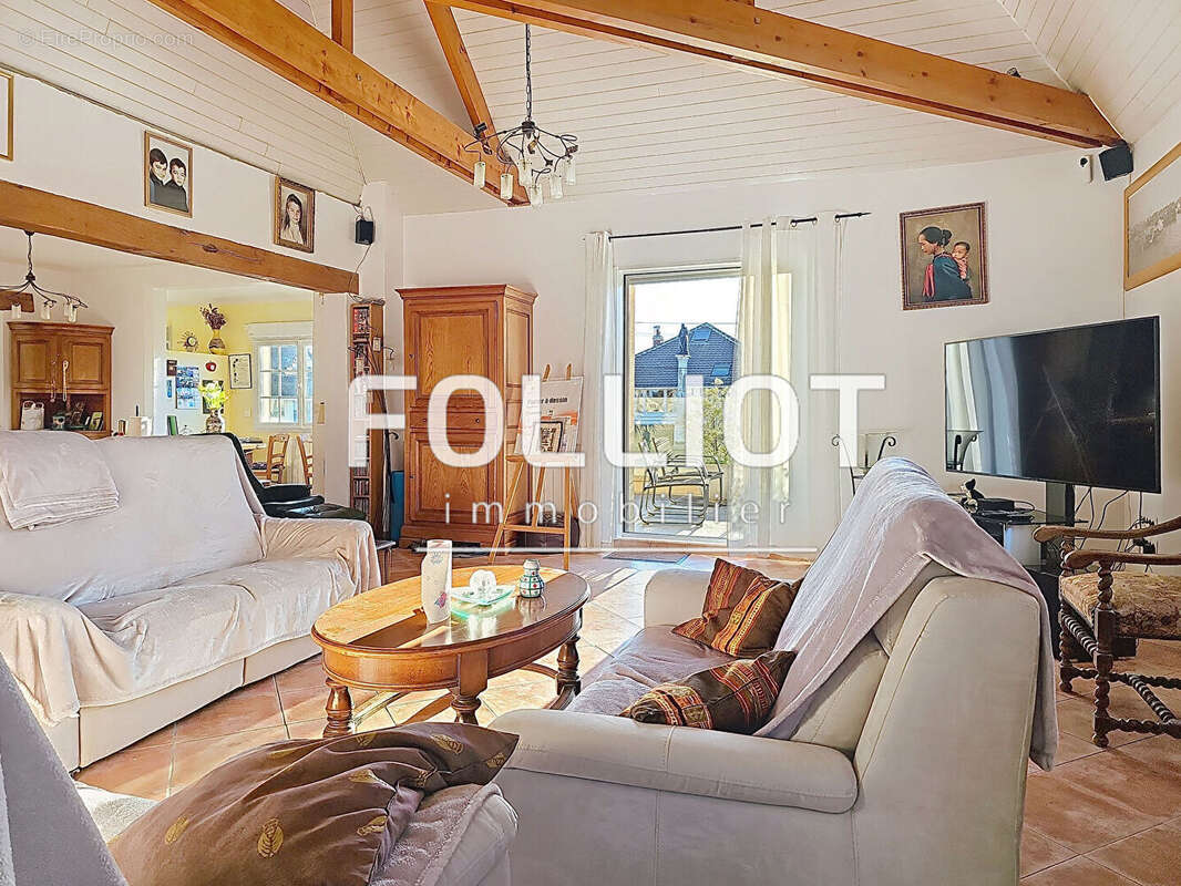 Maison à OUISTREHAM