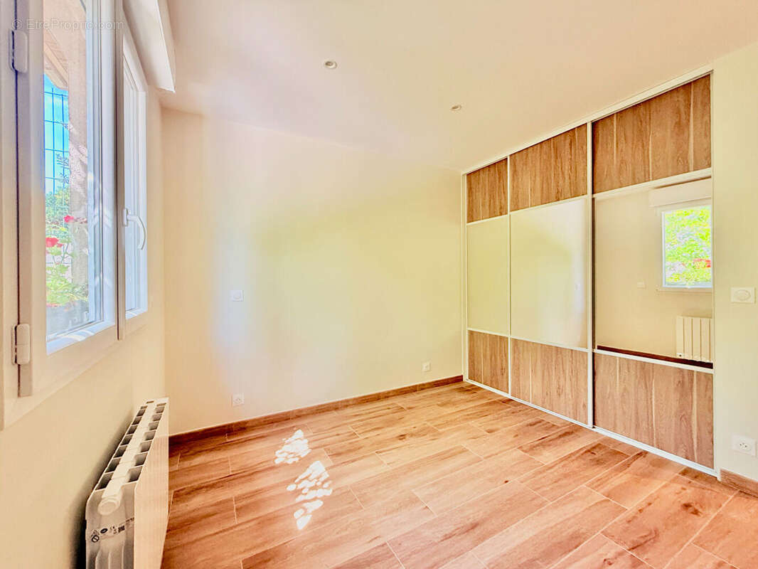 Maison Choisy Le Roi 3 pièce(s) 65 m2 - photo 9