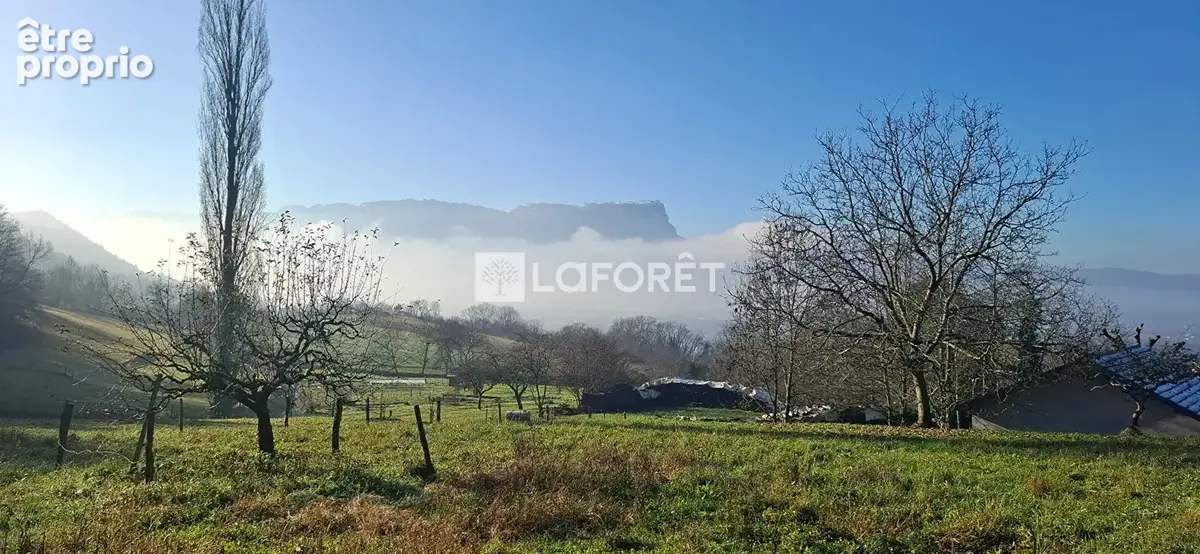 Photo Terrain à Saint-Pierre-De-Soucy au prix de 120 000€