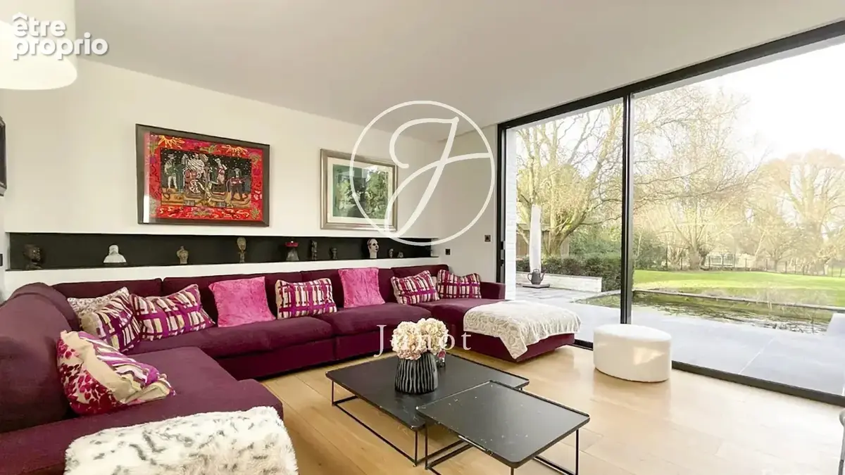 Genech - Maison contemporaine à vendre - 9 pièces - 252m² - 4 chambres - DUPLEX annexe de 2 pièces indépendant - Garage et carpo - photo 3