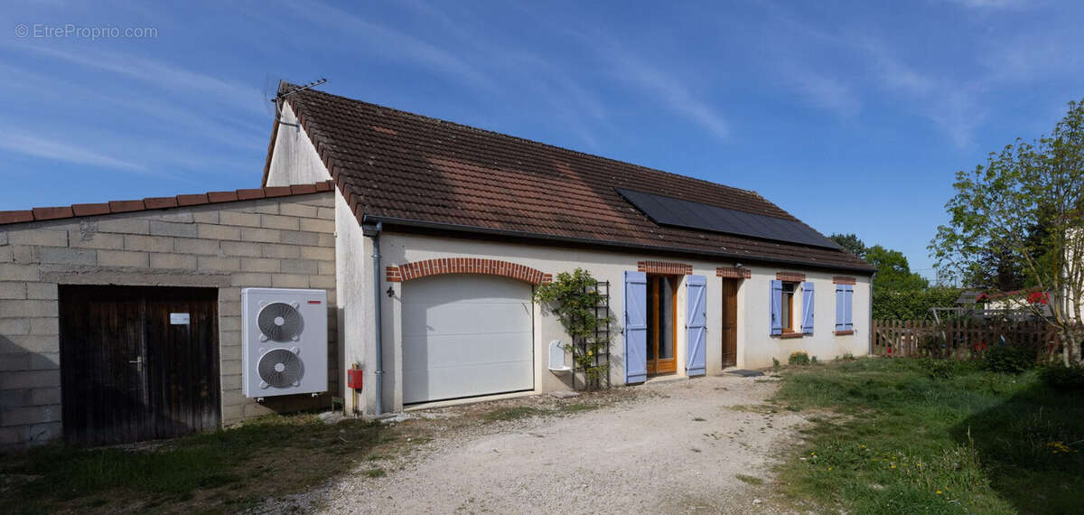 Maison à BONNARD