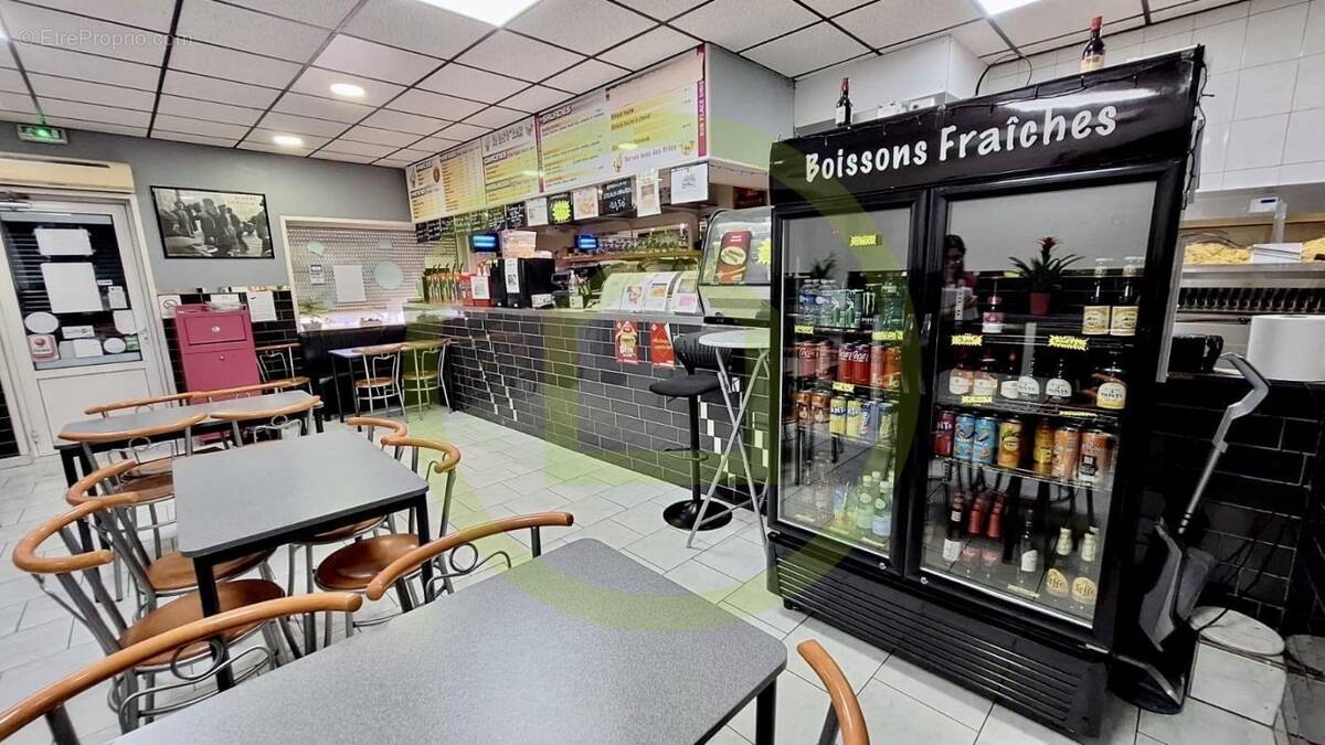 Appartement à THIANT