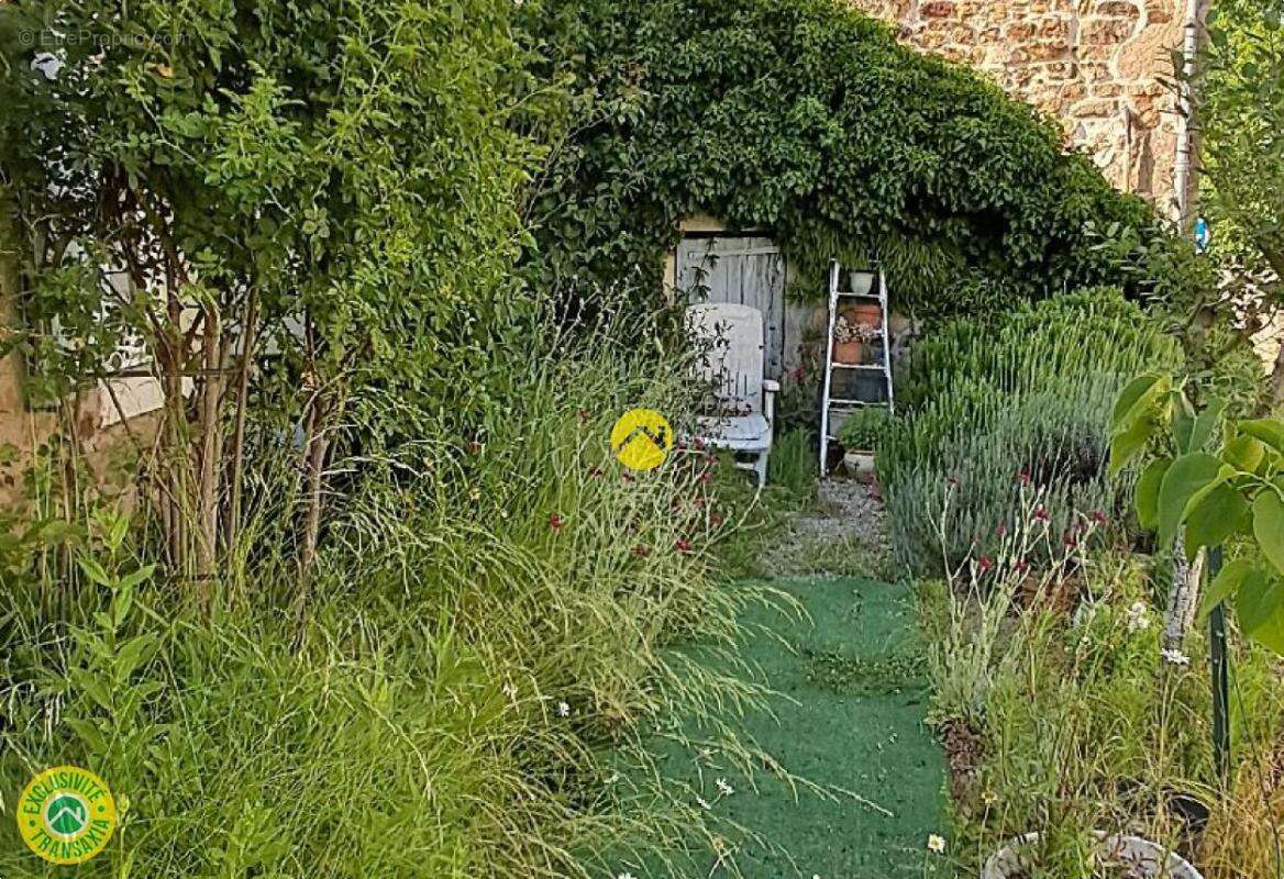 Maison à BUXIERES-LES-MINES