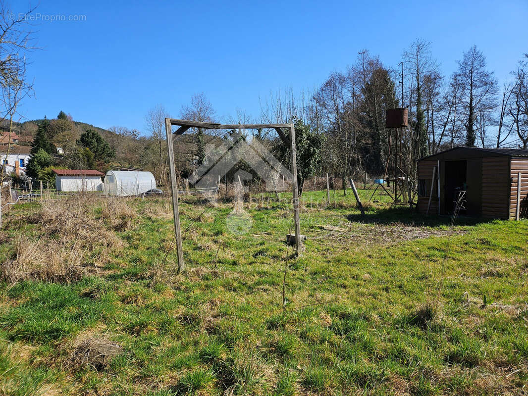 Maison à SAINT-CLEMENT