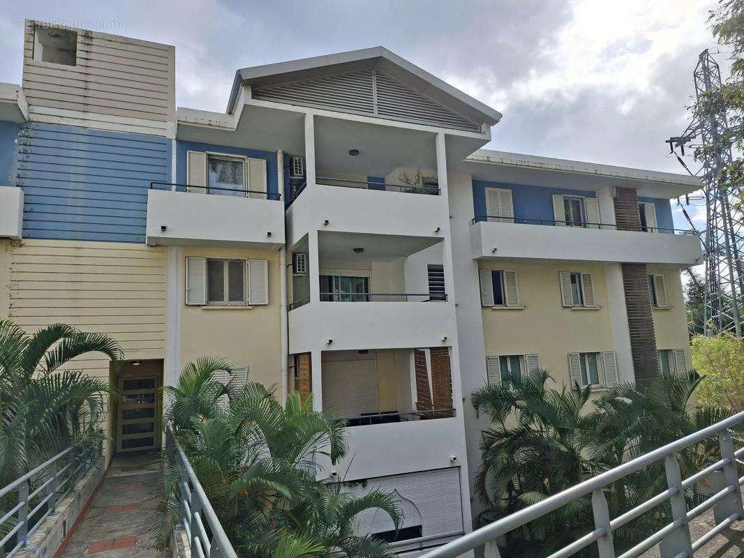 Appartement à SAINT-DENIS