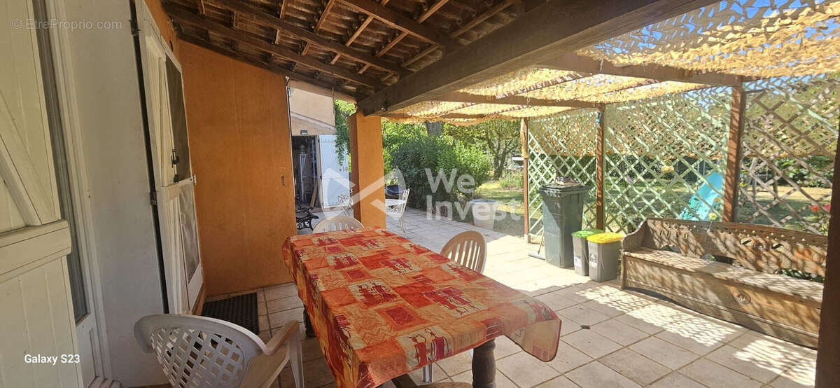 Maison 108 m² à Saint-Maximin-La-Sainte-Baume  - photo 4