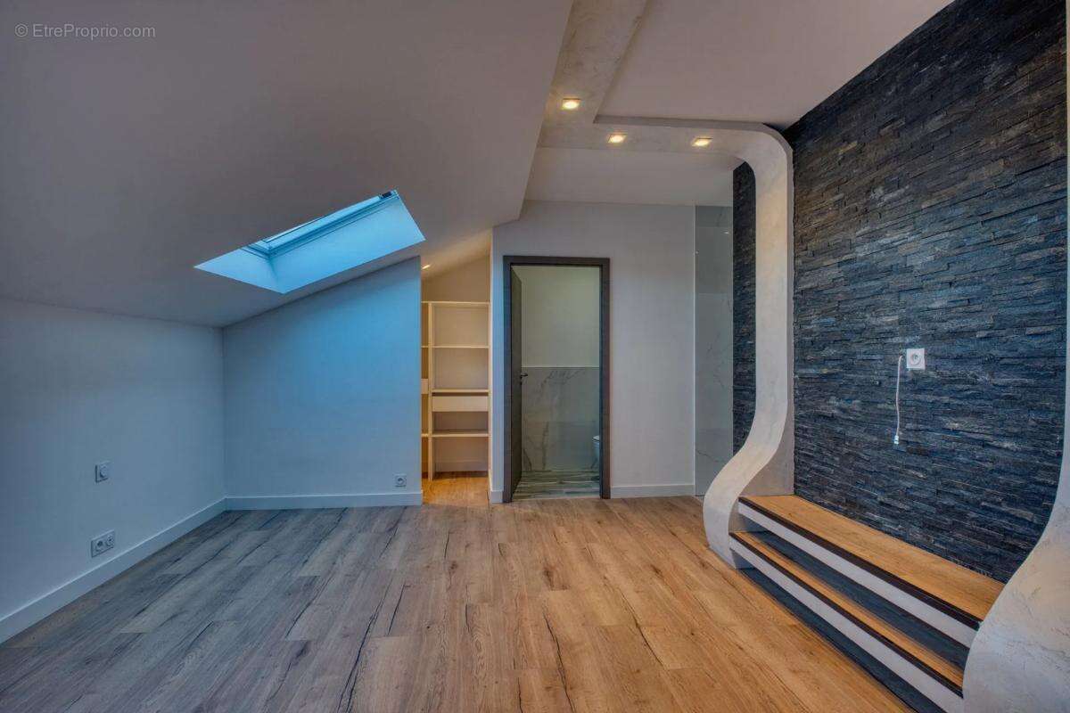 Maison à VAHL-LES-FAULQUEMONT