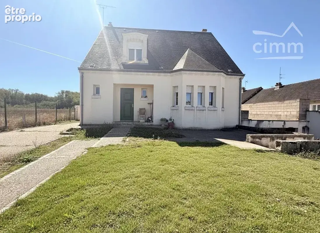 Maison à VINEUIL