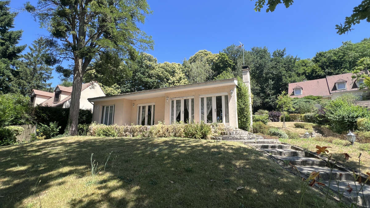 Maison à LA FERTE-ALAIS