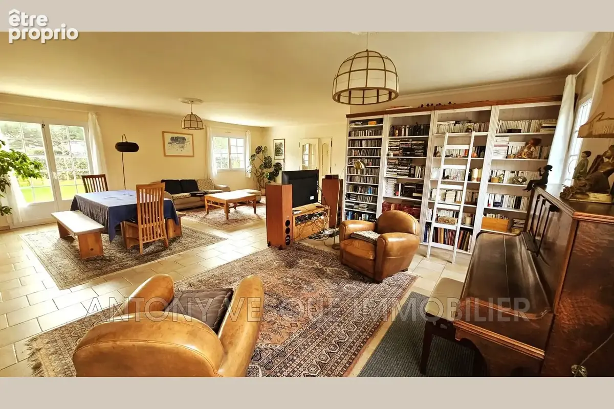 Maison 7 pièces 170 m² à vendre à Blainville-Sur-Mer (50560) - photo 2