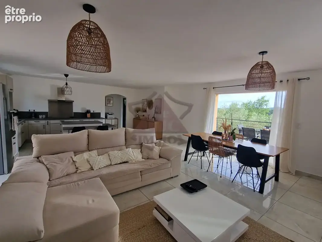 Maison individuelle de plain pied sur terrain de 1000 m² environ - photo 4