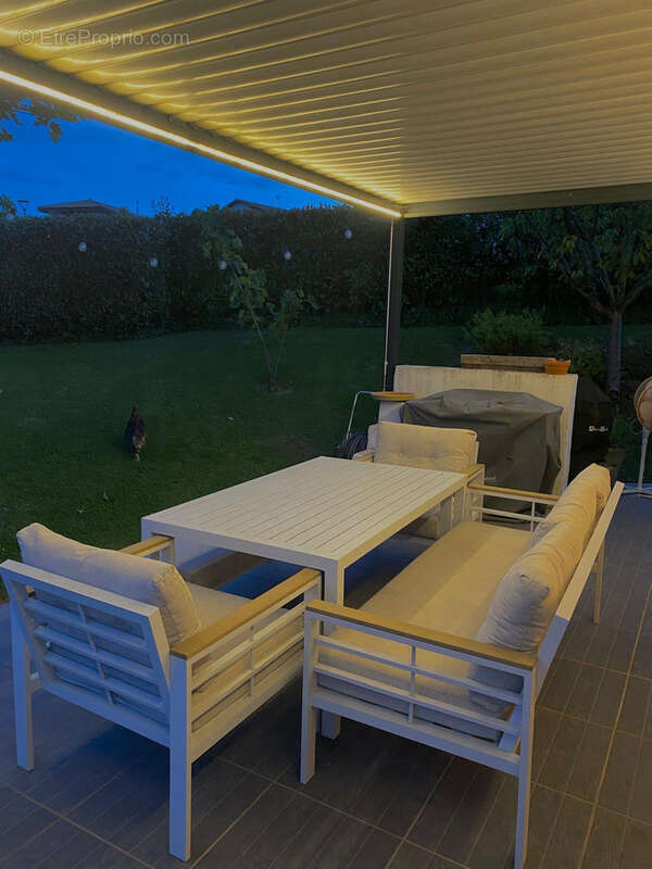 Maison à BASSUSSARRY