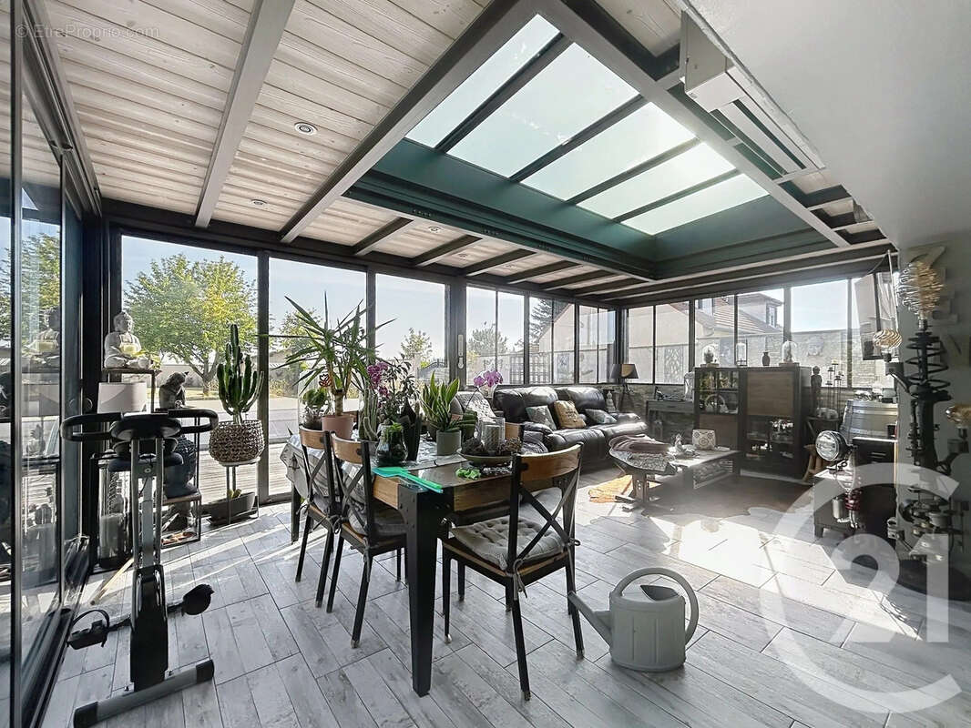 Maison 180 m² à Vraux  - photo 12