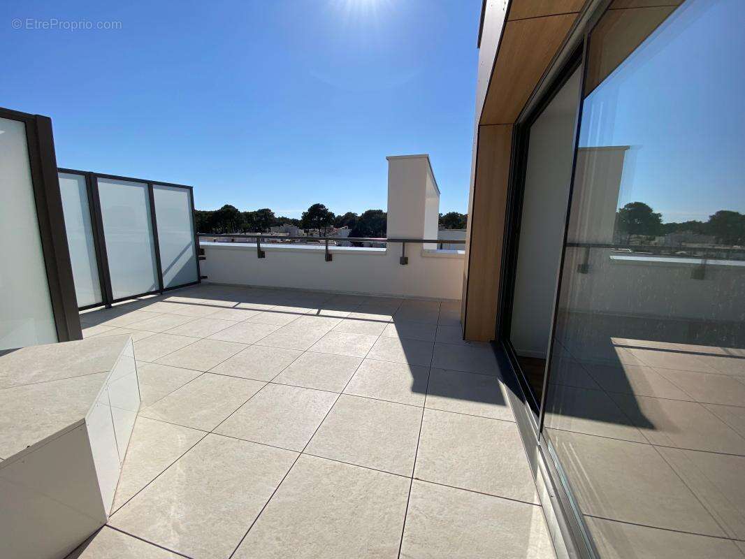Appartement à LES MATHES