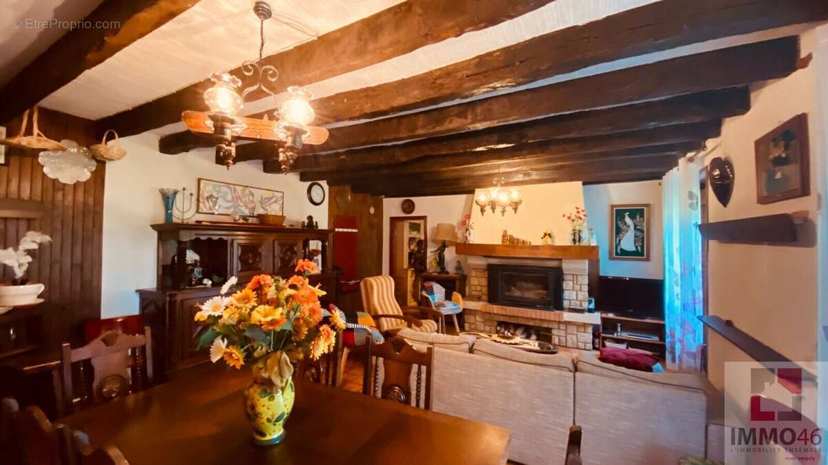 Maison à GRAMAT