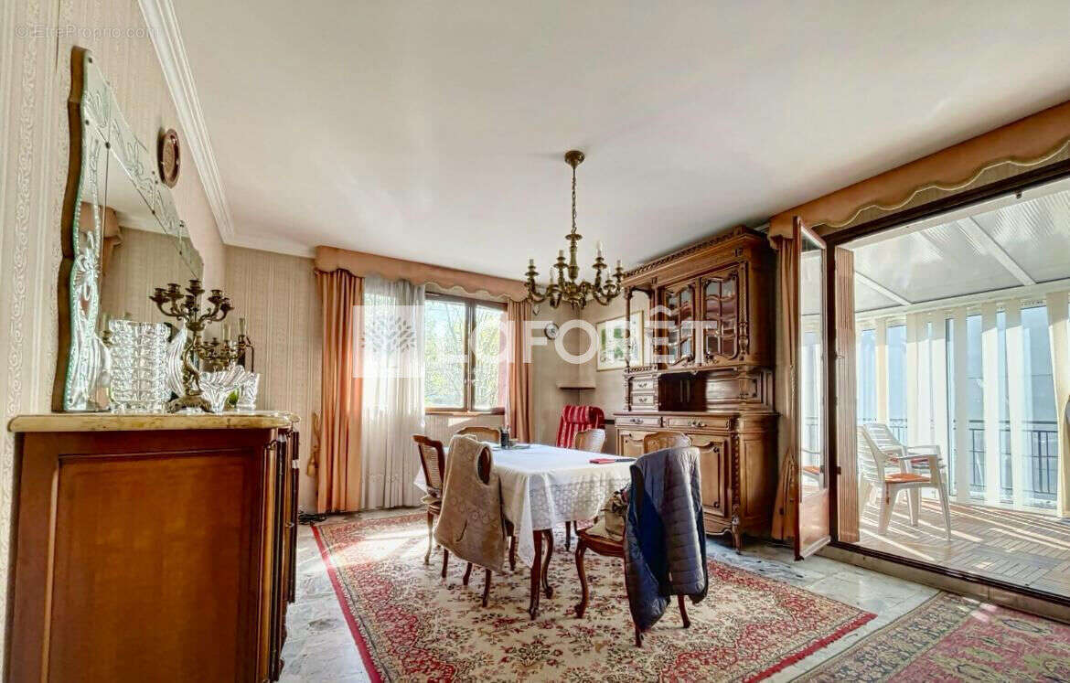 Maison à LE PLESSIS-TREVISE
