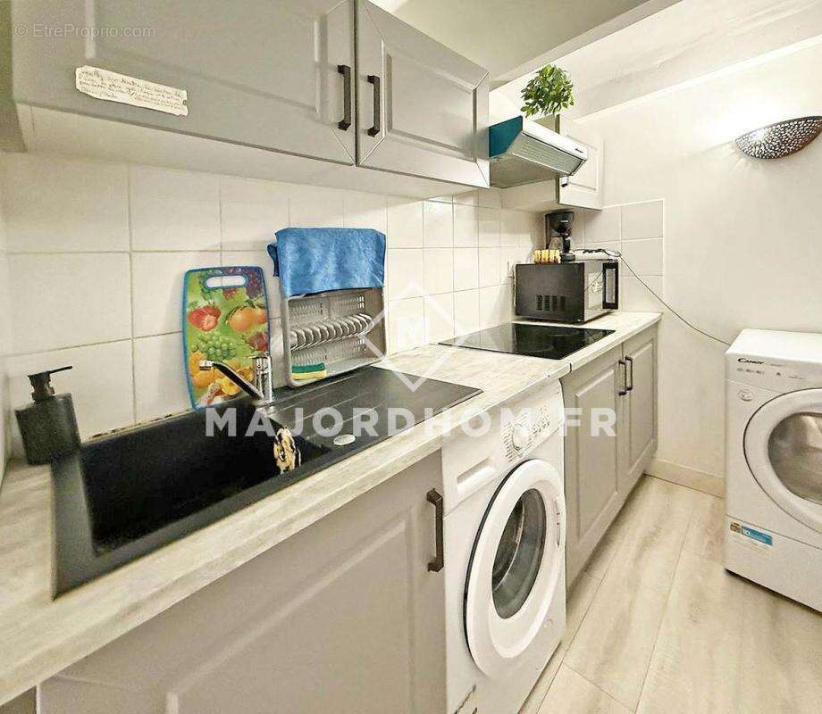 Appartement à MARSEILLE-2E